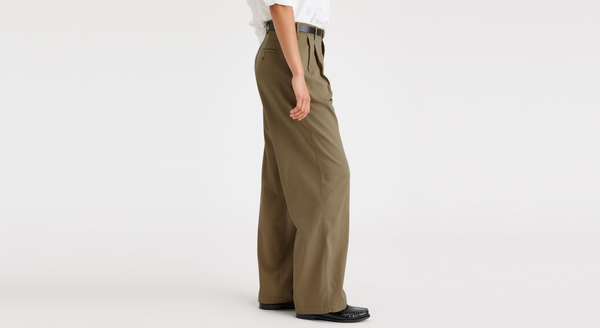 Dockers Beale Pleated Chino High Wide Fit Tan
