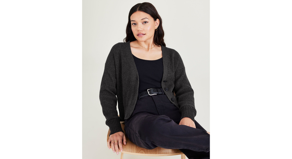 Dockers Cropped Cardigan Relaxed Fit Black
