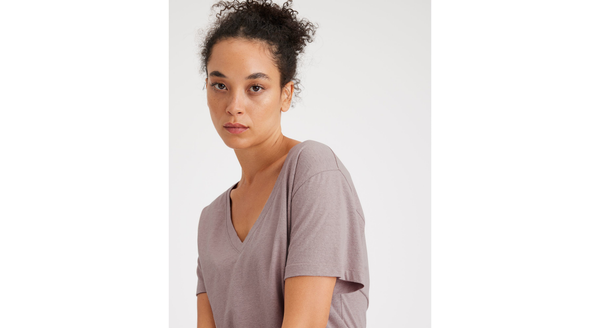 Dockers Deep V-Neck Tee Regular Fit Purple