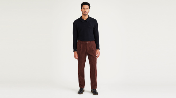 Dockers Signature Khakis Pleated Relaxed Fit Brown
