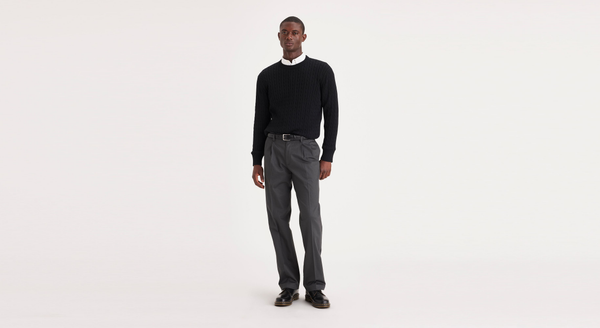 Dockers Signature Khakis Pleated Relaxed Fit Grey