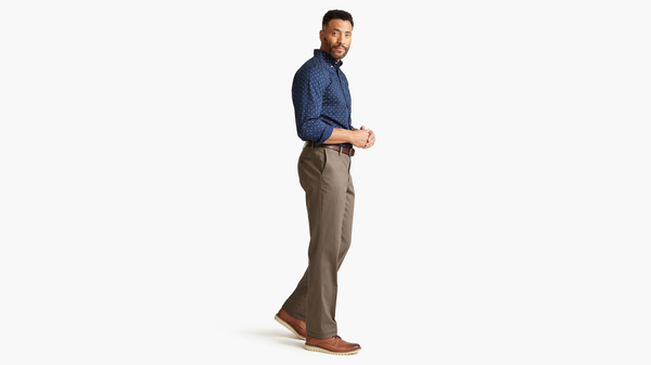 Dockers Signature Khakis Straight Fit Brown