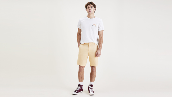 Dockers Ultimate 9.5" Shorts Tan