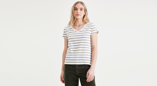 Dockers V-Neck Tee Shirt Slim Fit Green
