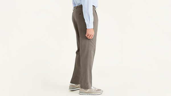 Dockers Easy Khakis Pleated Classic Fit (Big And Tall) Brown