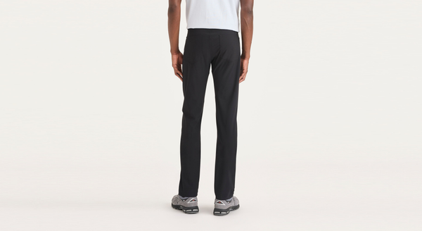 Dockers Go Airweave 5-Pocket Slim Tapered Fit Beautiful Black