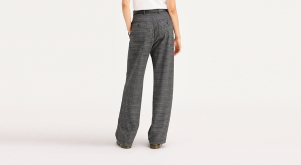 Dockers Original Khaki High Wide Pleated Piedra Pirate Black