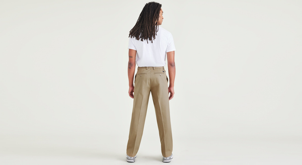 Dockers Signature Iron Free Khakis Classic Fit With Stain Defender® New British Khaki