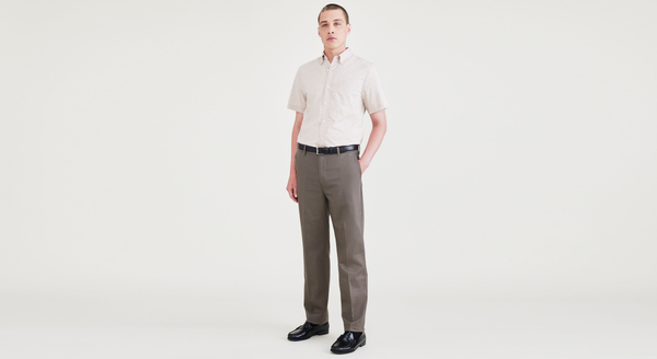 Dockers Signature Iron Free Khakis Straight Fit with Stain Defender® Grey