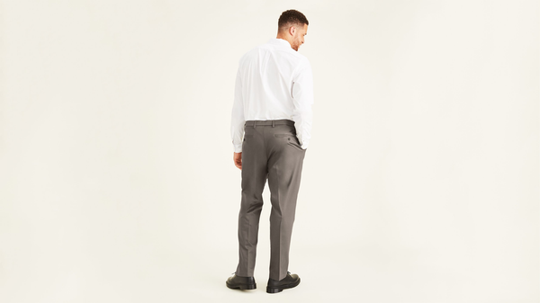Dockers Signature Khakis Pleated Classic Fit (Big And Tall) Brown