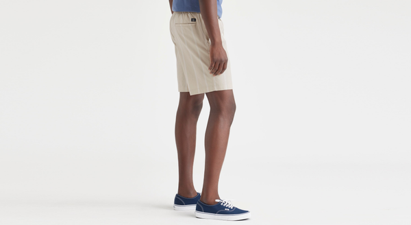 Dockers Ultimate Pull On 8.5" Short Nomad Sahara Khaki